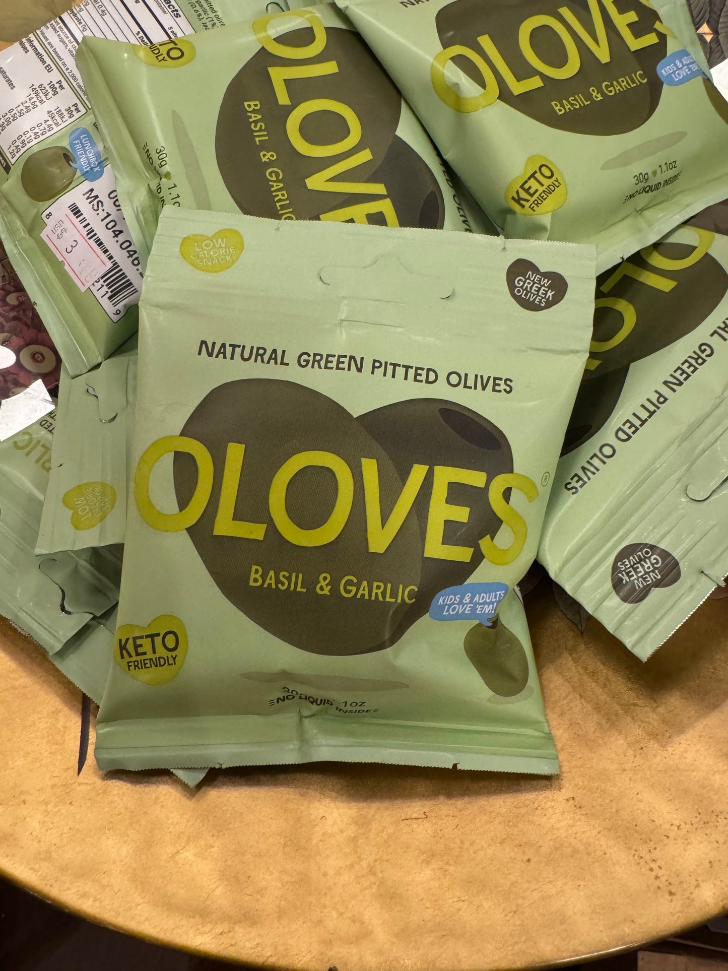 Oloves Basil & Garlic Olive Pouch (1.1 oz)