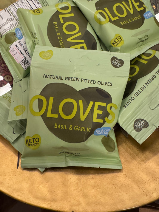 Oloves Basil & Garlic Olive Pouch (1.1 oz)